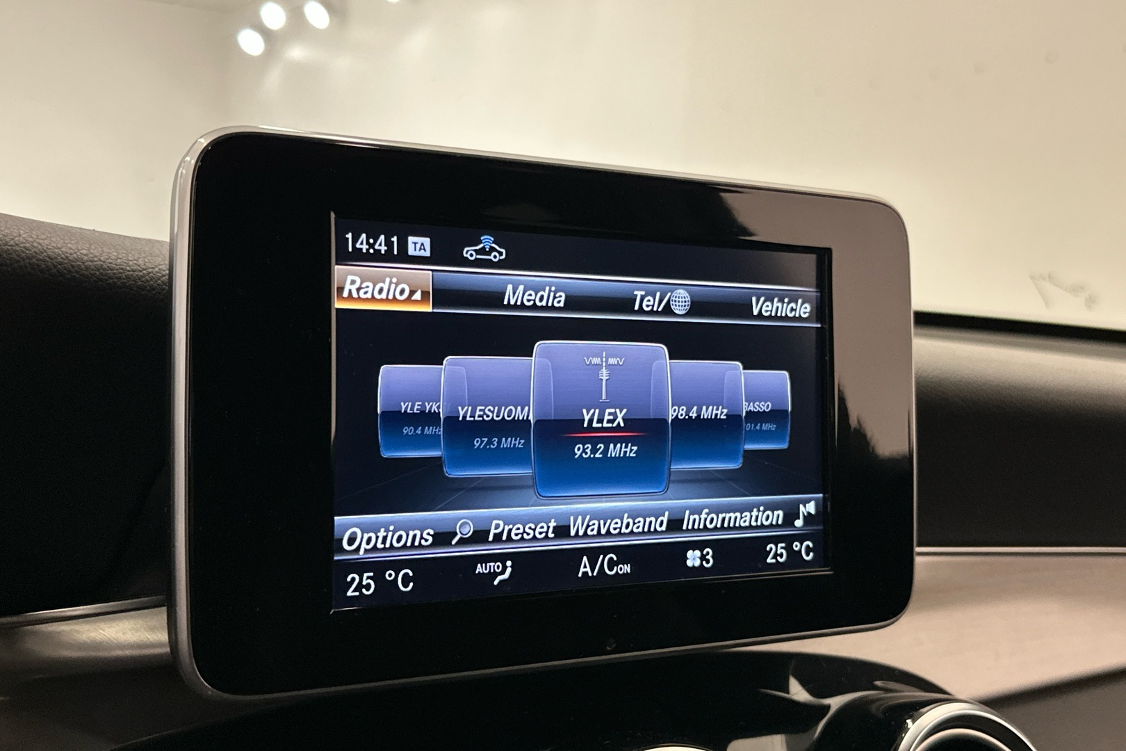 MERCEDES-BENZ GLC 2017