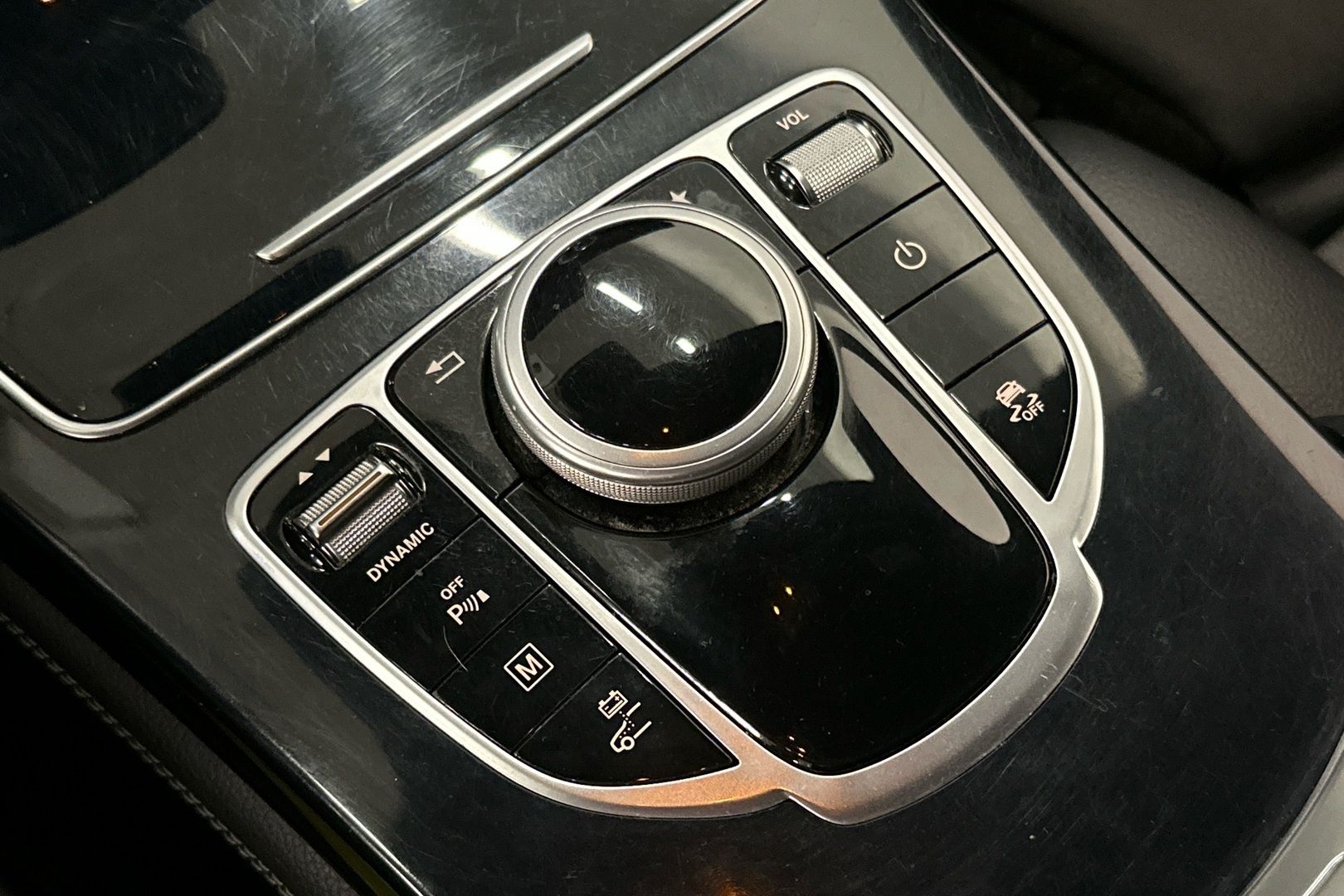 MERCEDES-BENZ GLC 2017