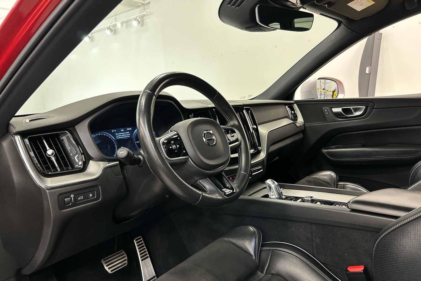 VOLVO XC60 2017