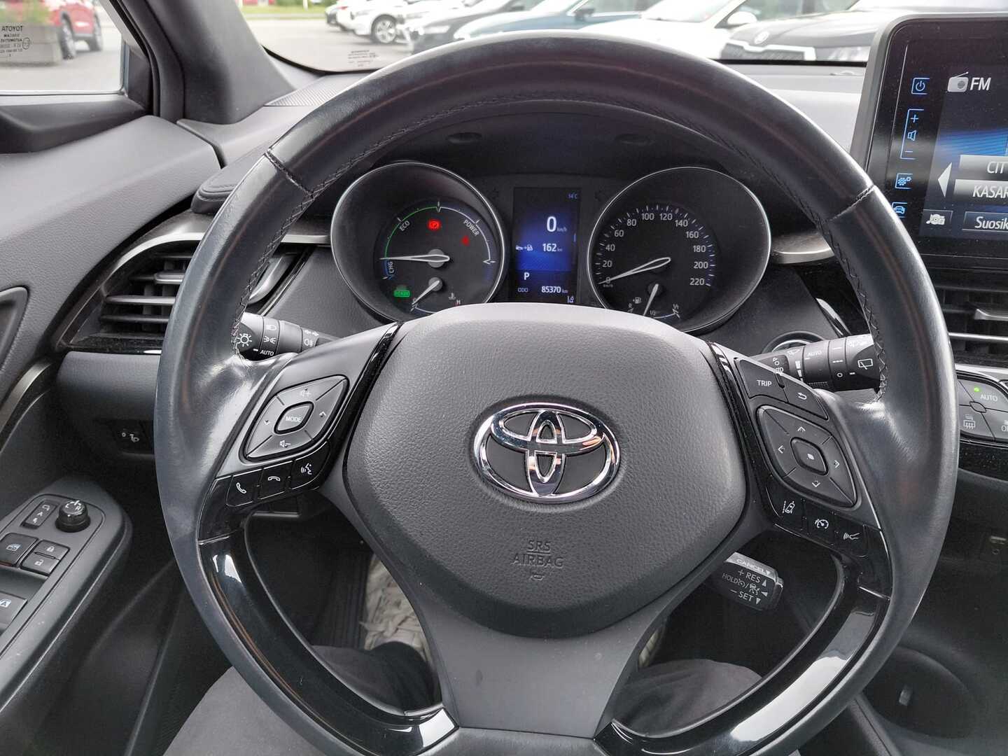 TOYOTA C-HR 2018