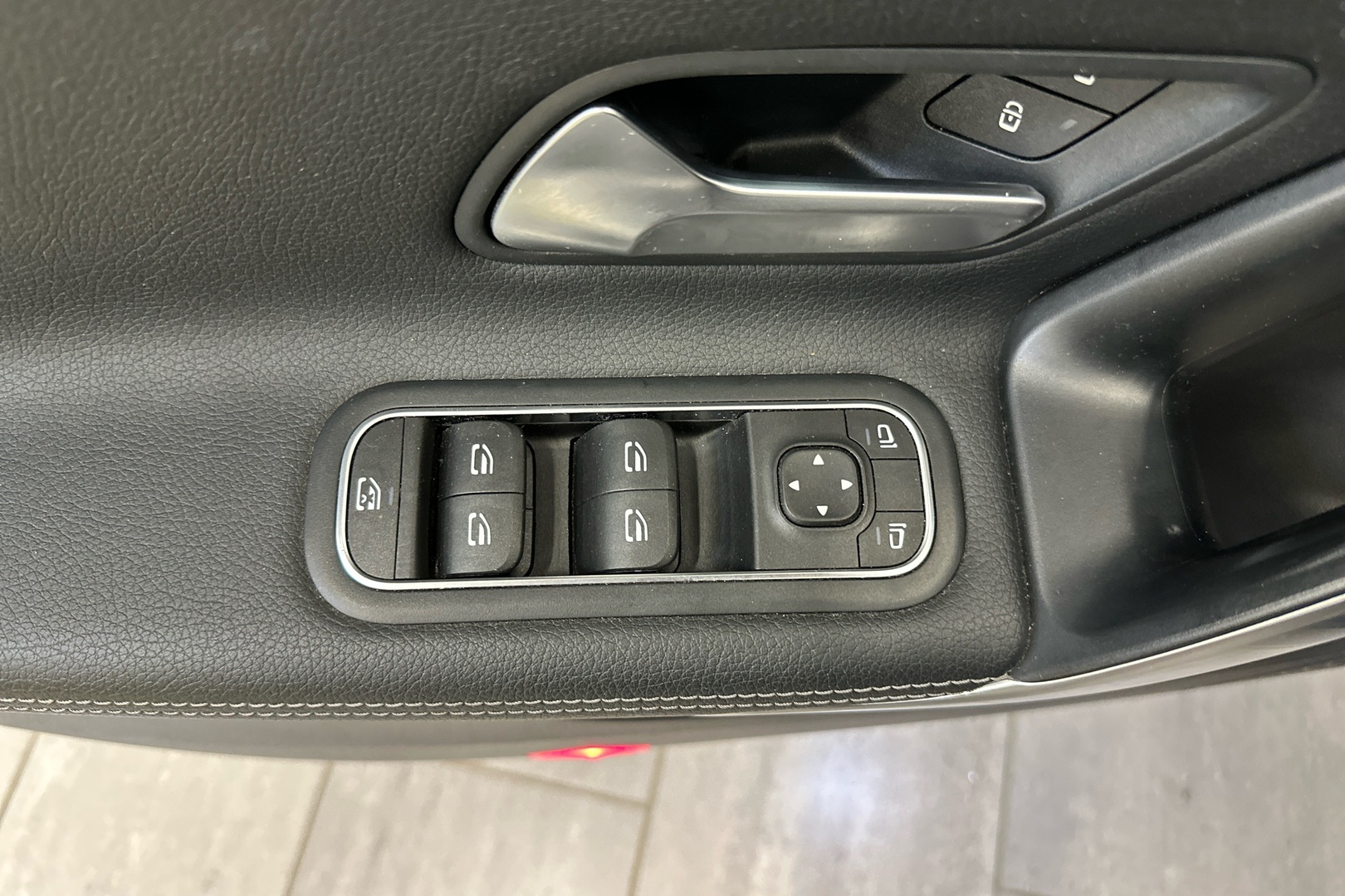 MERCEDES-BENZ CLA 2020