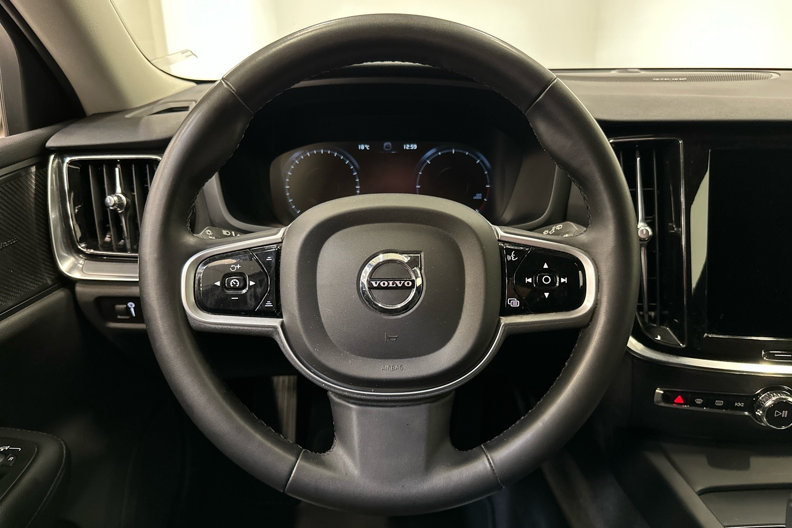 VOLVO V60 Cross Country 2021