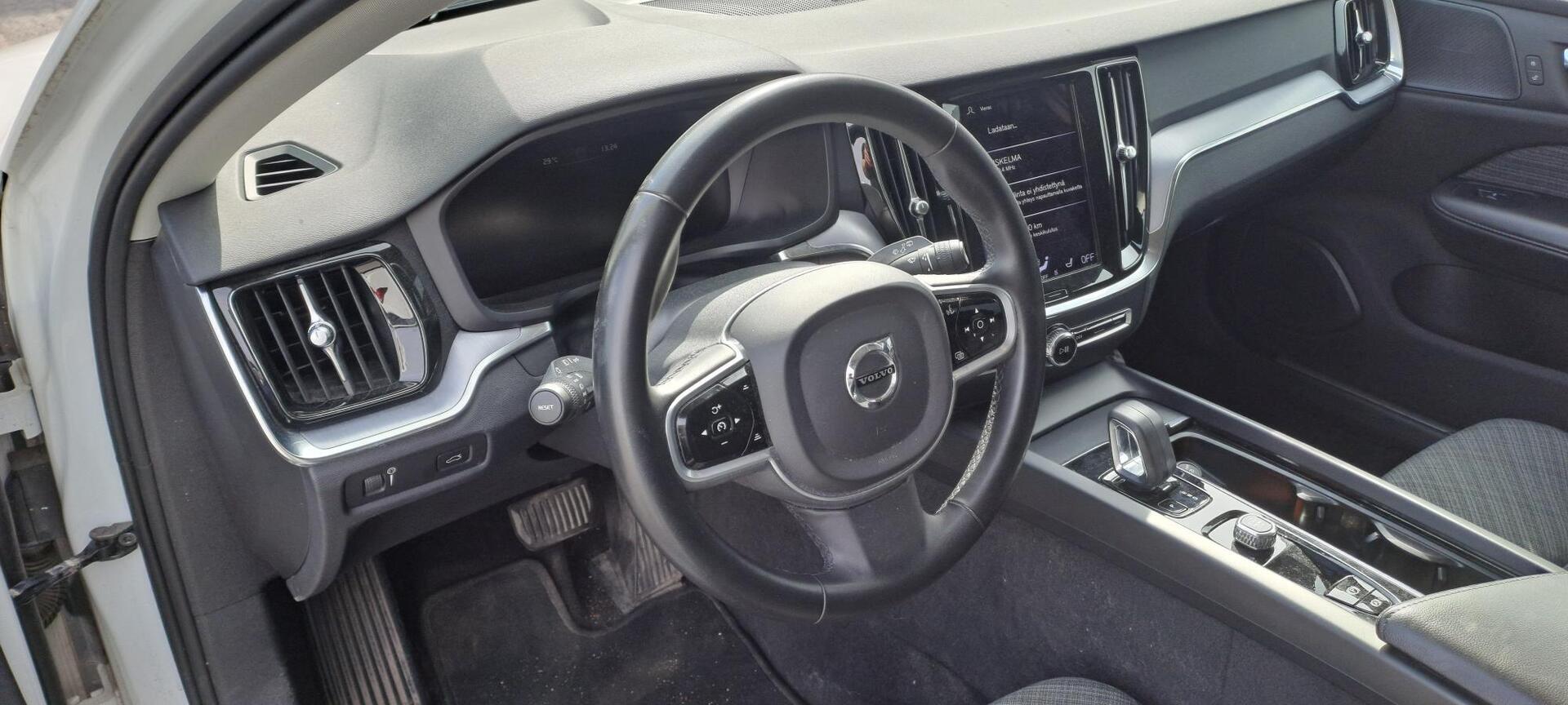 VOLVO V60 Cross Country 2021
