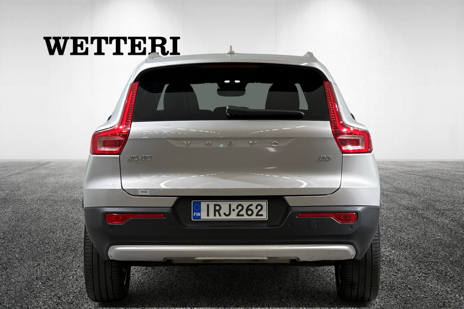 VOLVO XC40 2024