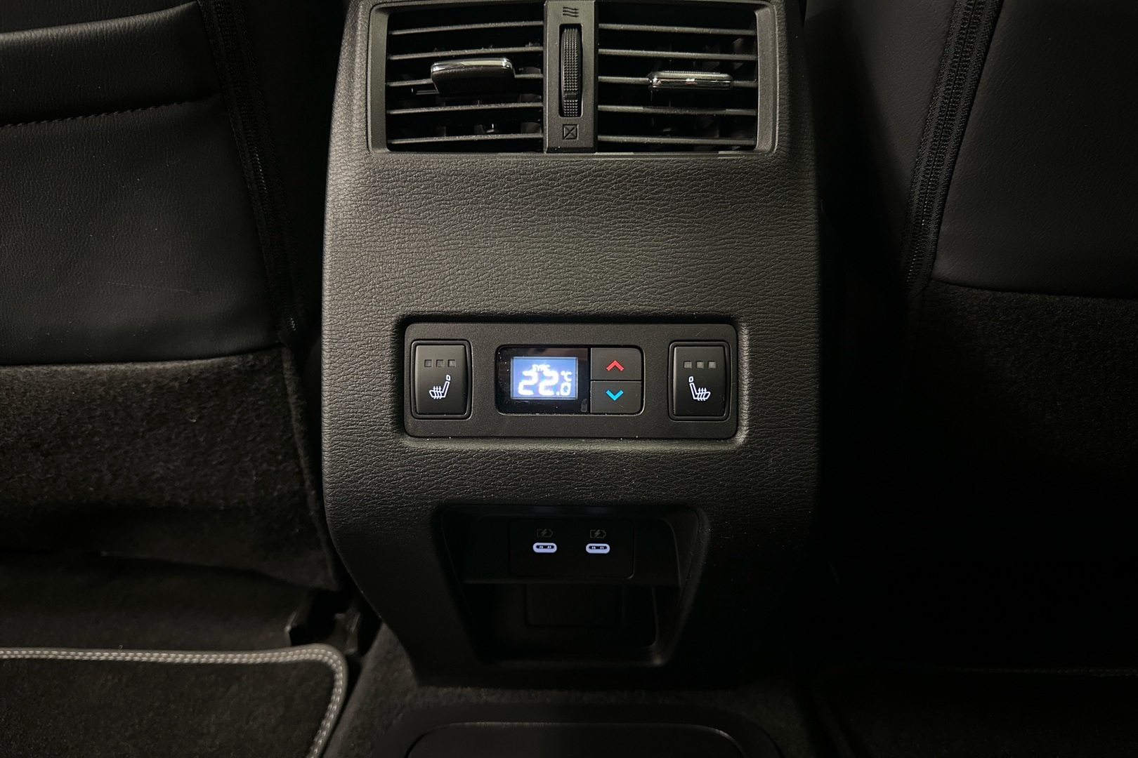 MITSUBISHI OUTLANDER 2025