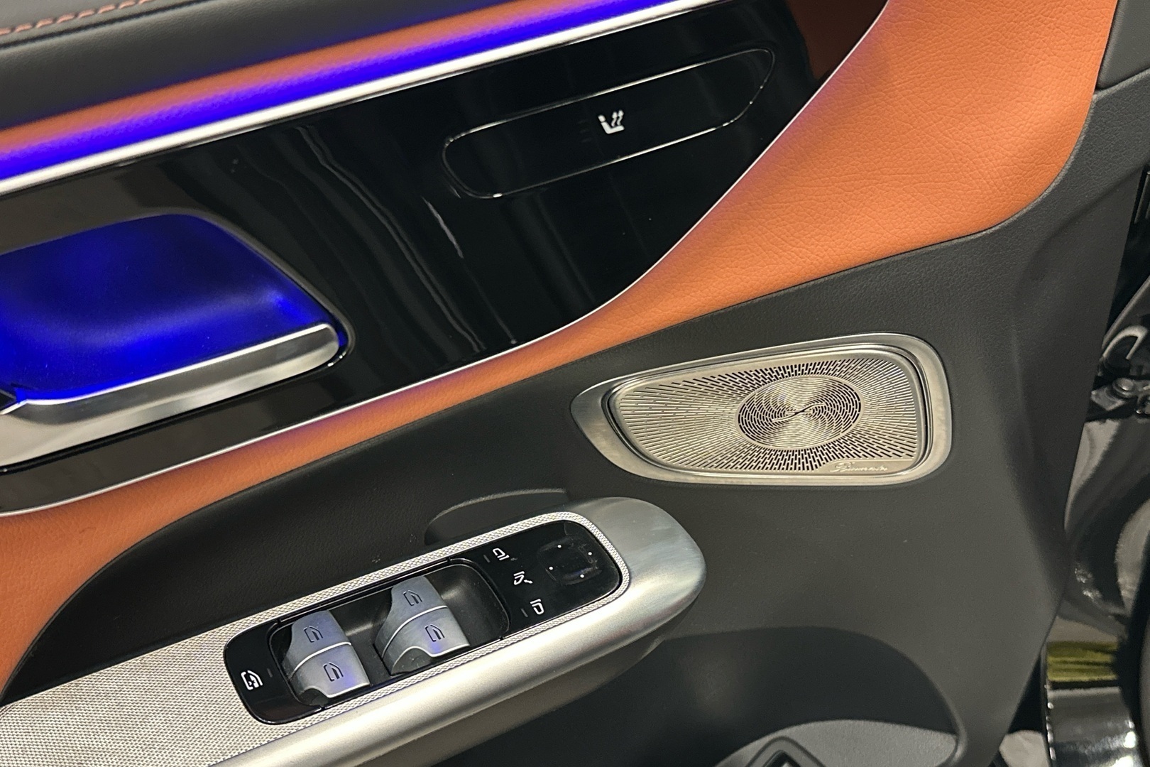 MERCEDES-BENZ GLC 2024