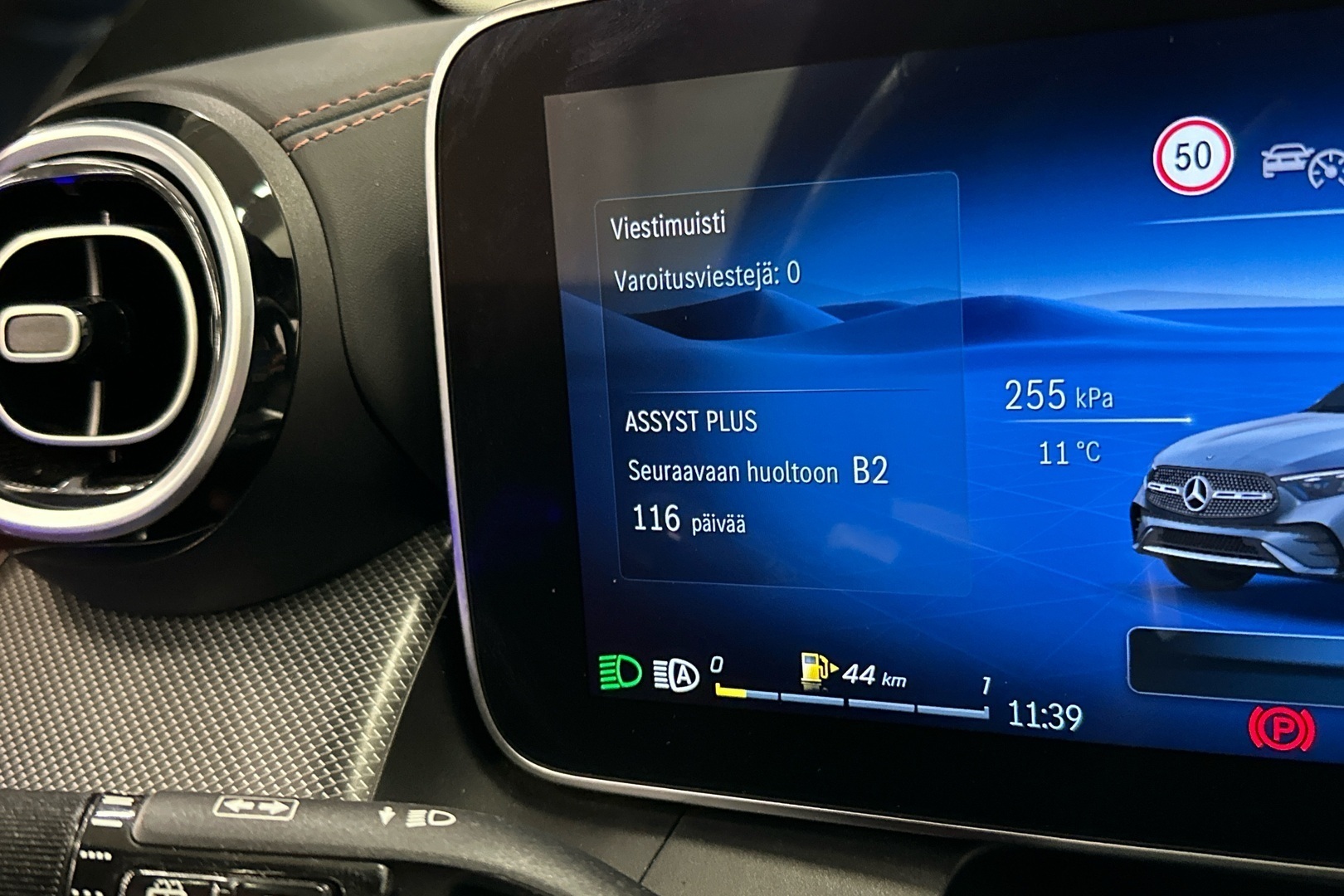 MERCEDES-BENZ GLC 2024