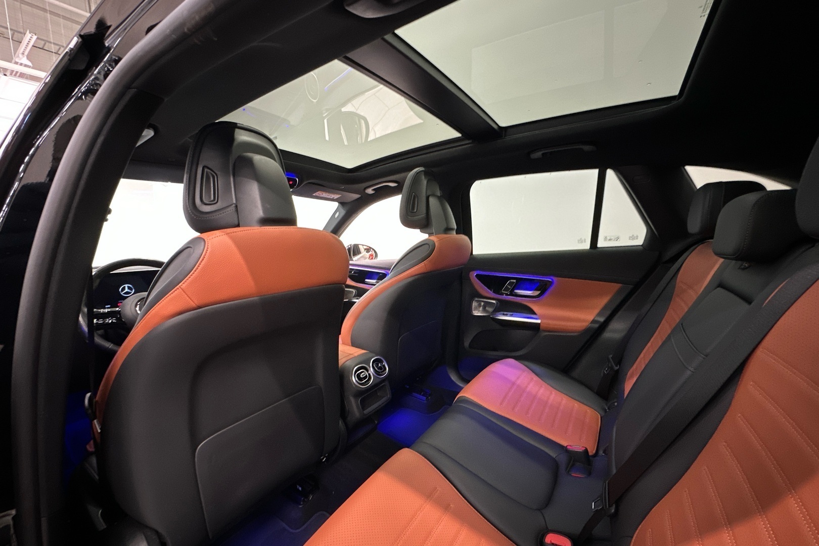 MERCEDES-BENZ GLC 2024