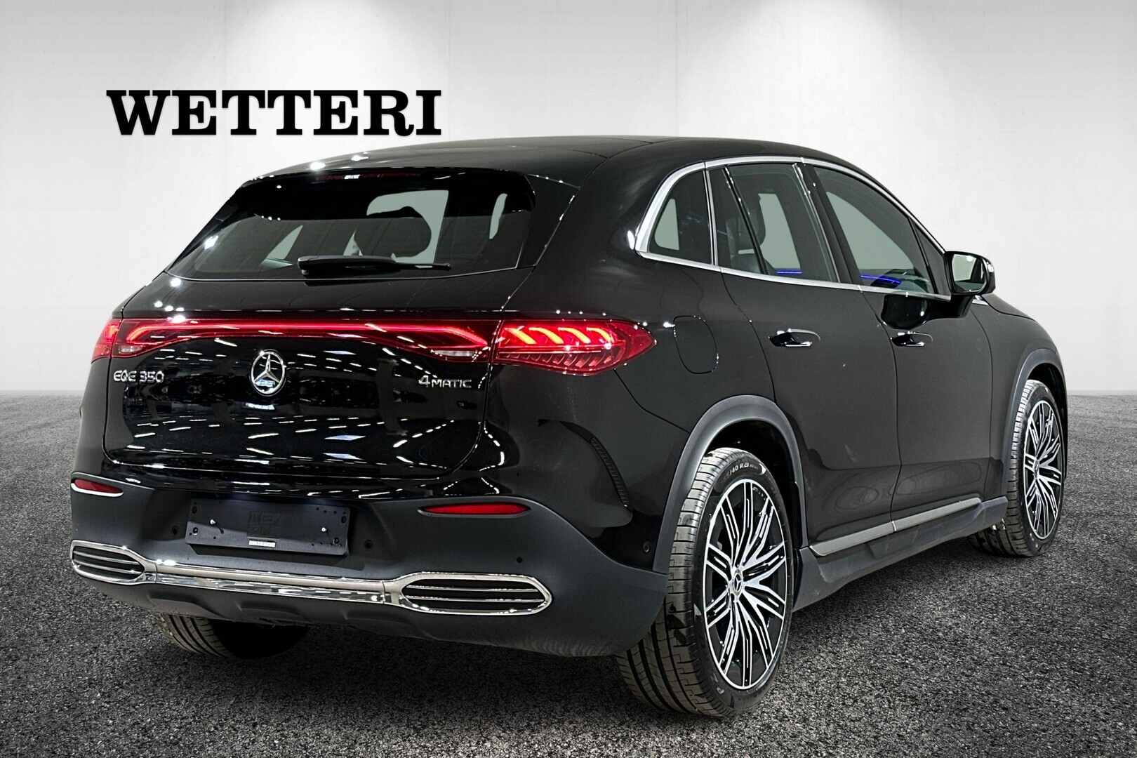 MERCEDES-BENZ EQE SUV 2025