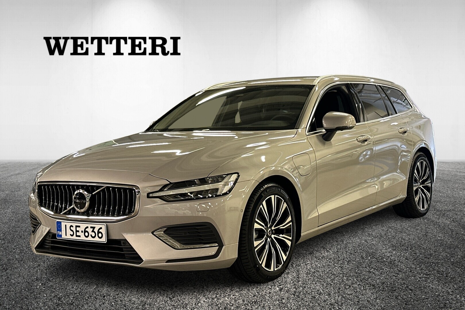 VOLVO V60 1