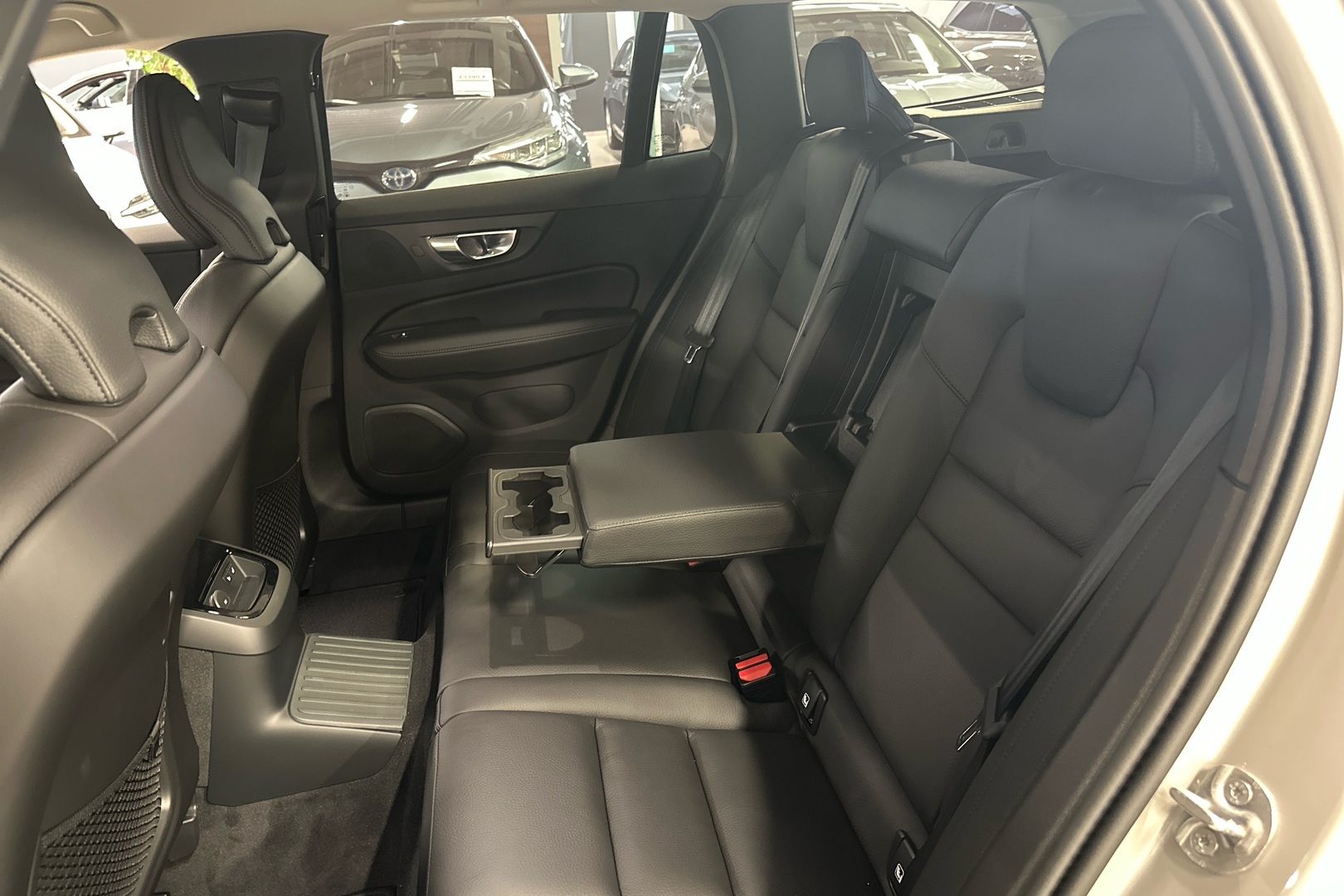 VOLVO V60 22