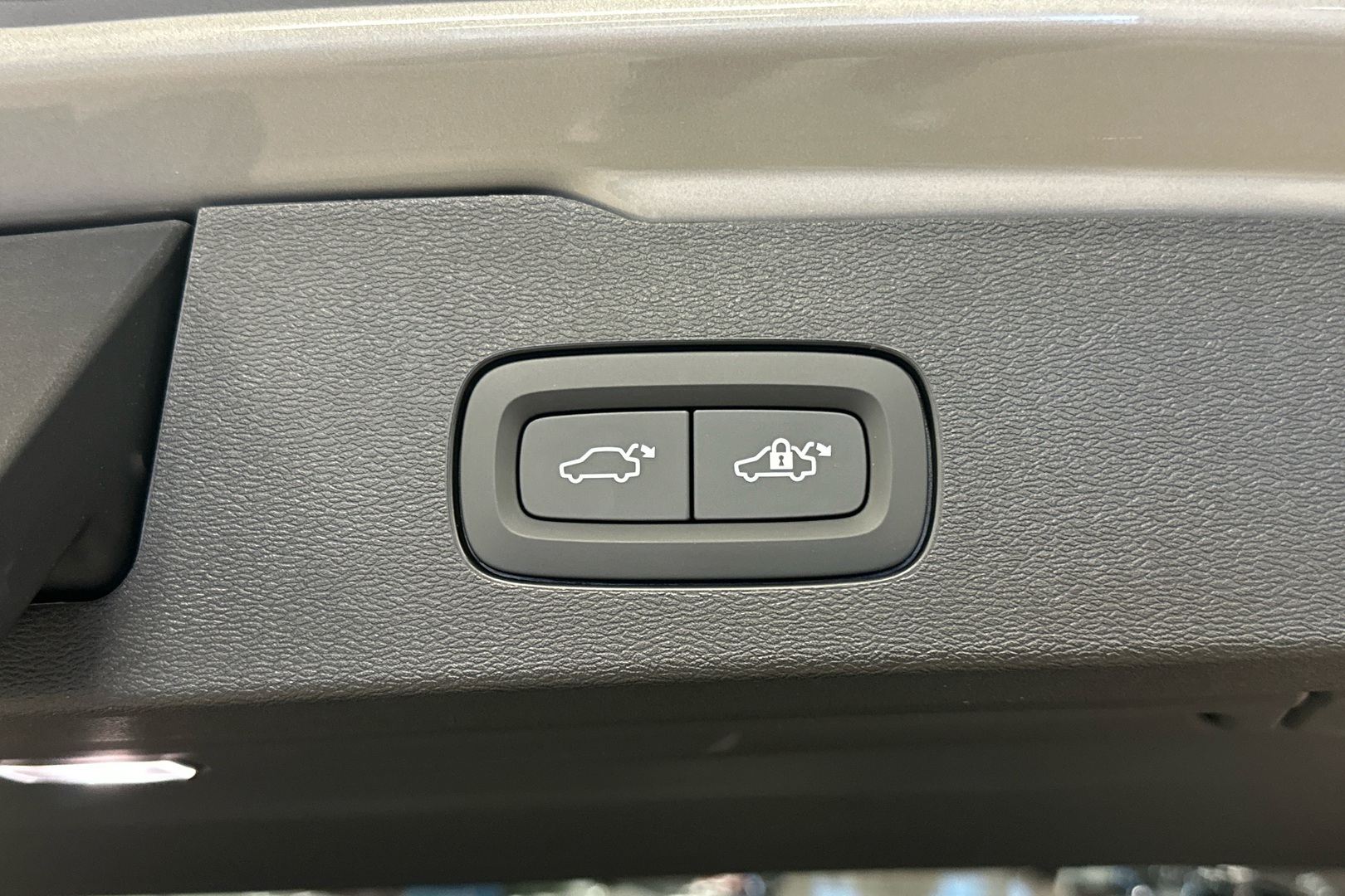 VOLVO V60 26