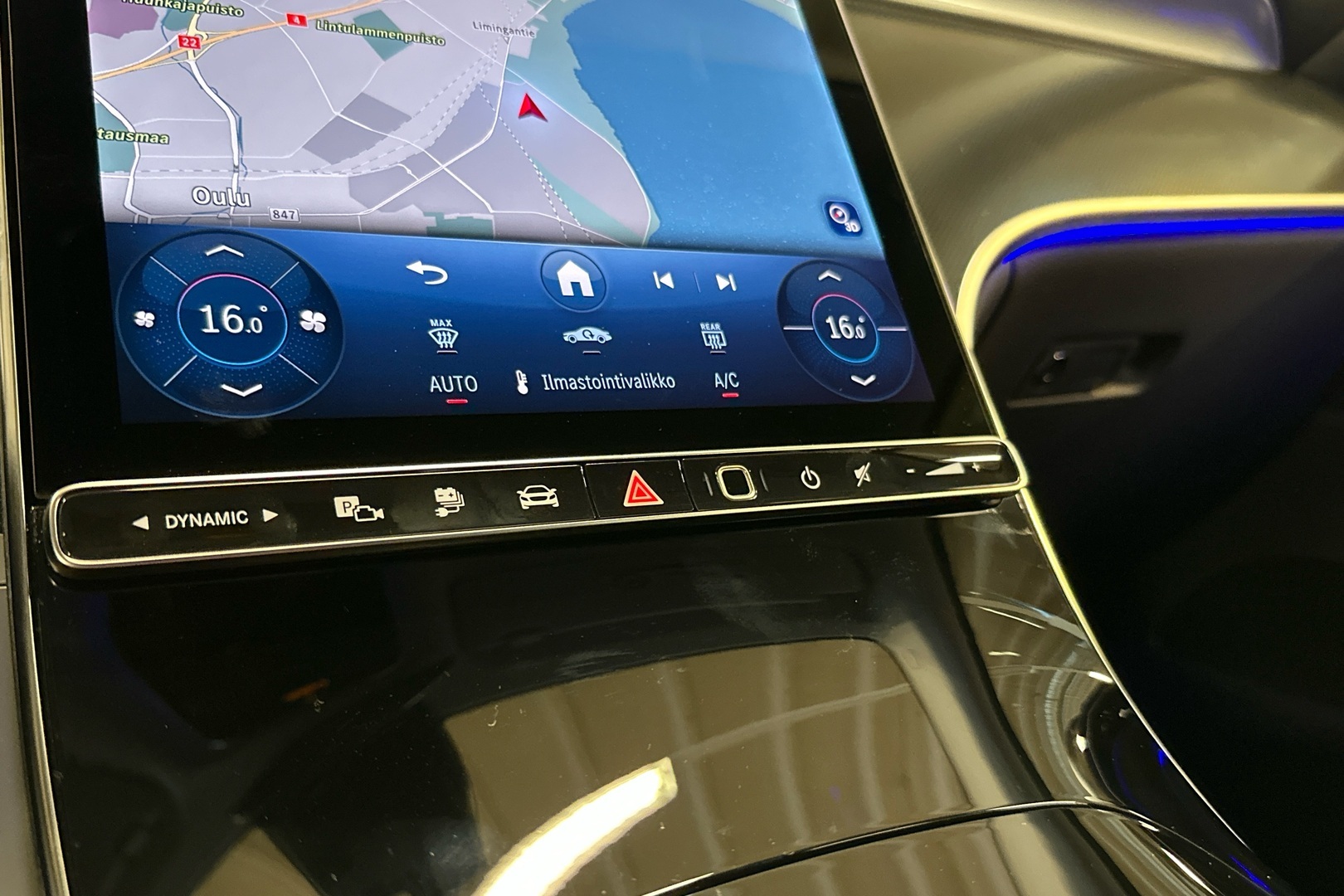 MERCEDES-BENZ GLC 2025