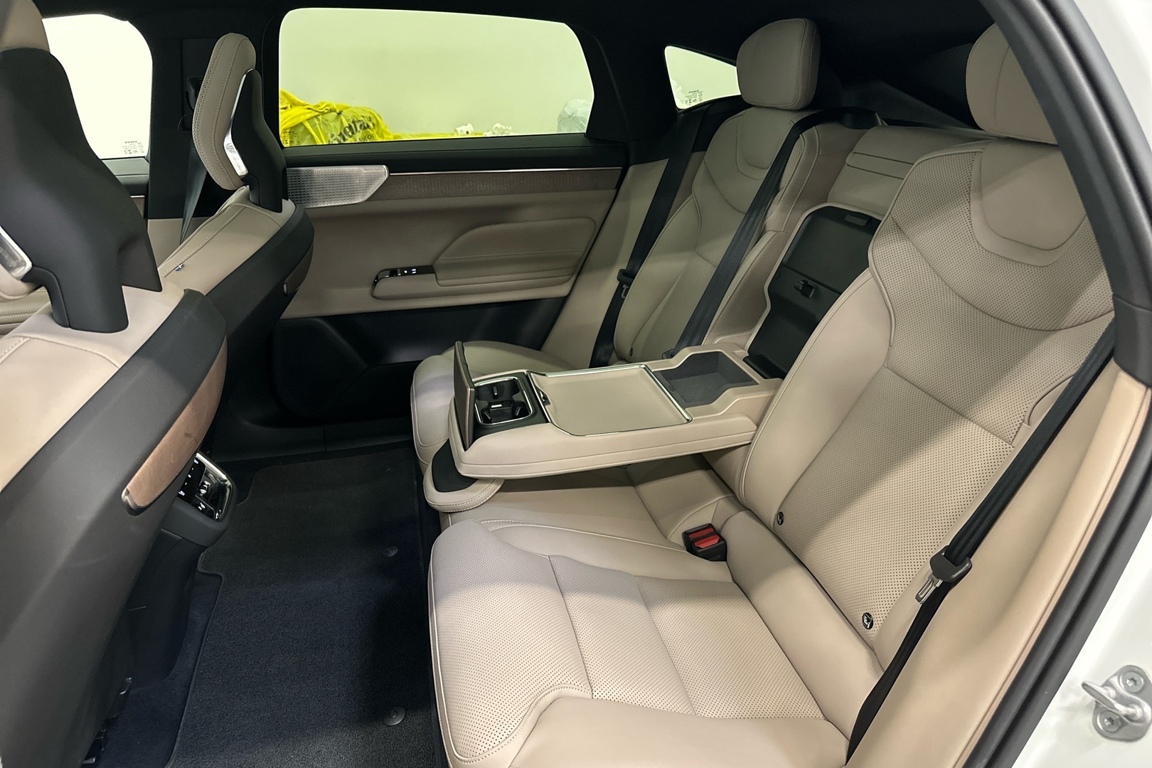 VOLVO ES90 25
