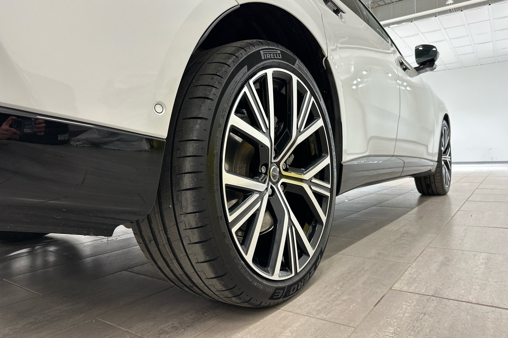 VOLVO ES90 30