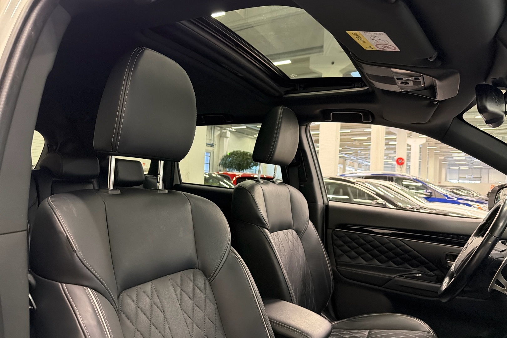 MITSUBISHI Outlander PHEV 2020