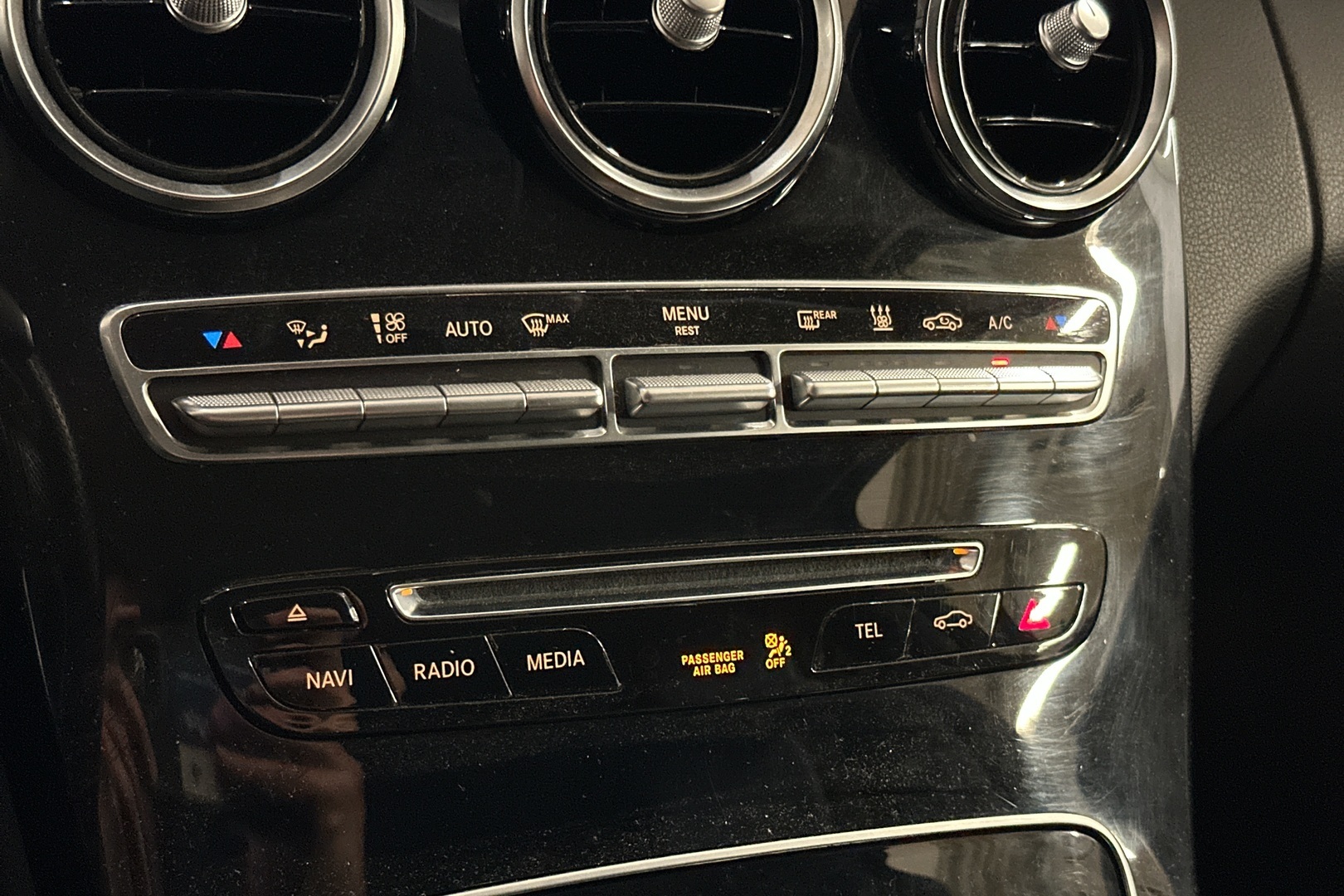 MERCEDES-BENZ C 2015