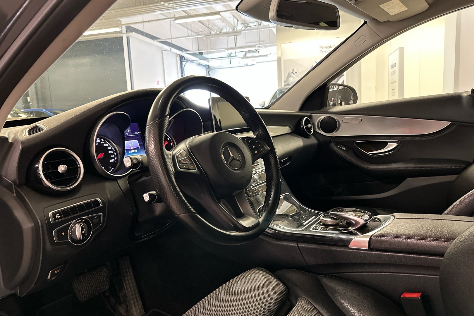 MERCEDES-BENZ C 2015
