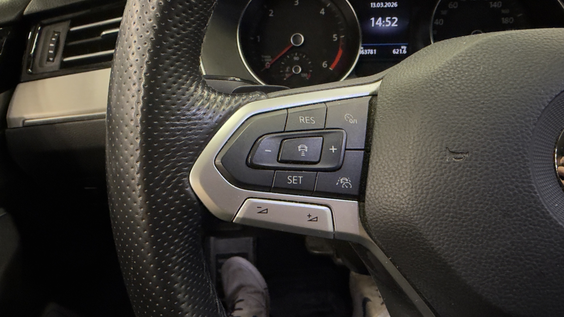 VOLKSWAGEN Passat 2020