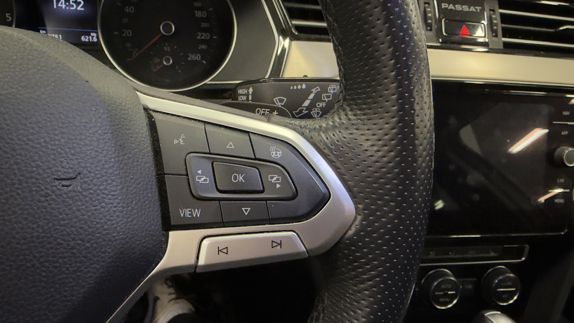 VOLKSWAGEN Passat 2020