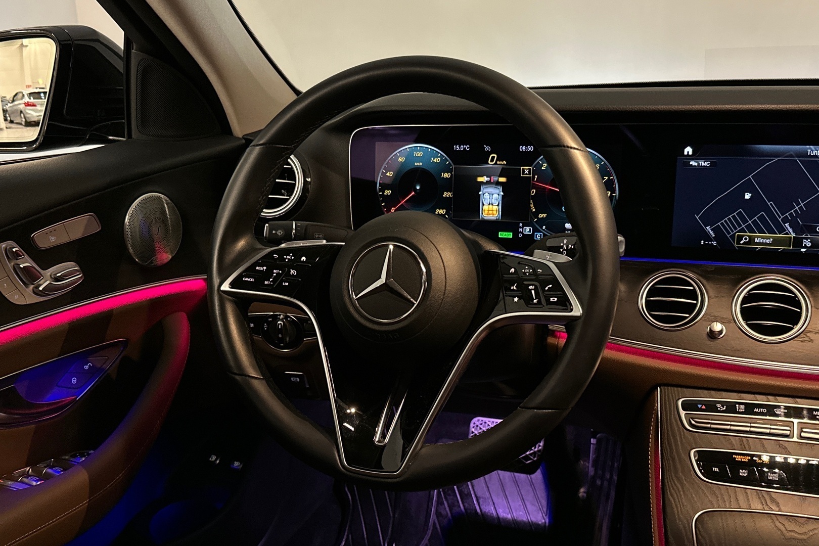 MERCEDES-BENZ E 2021