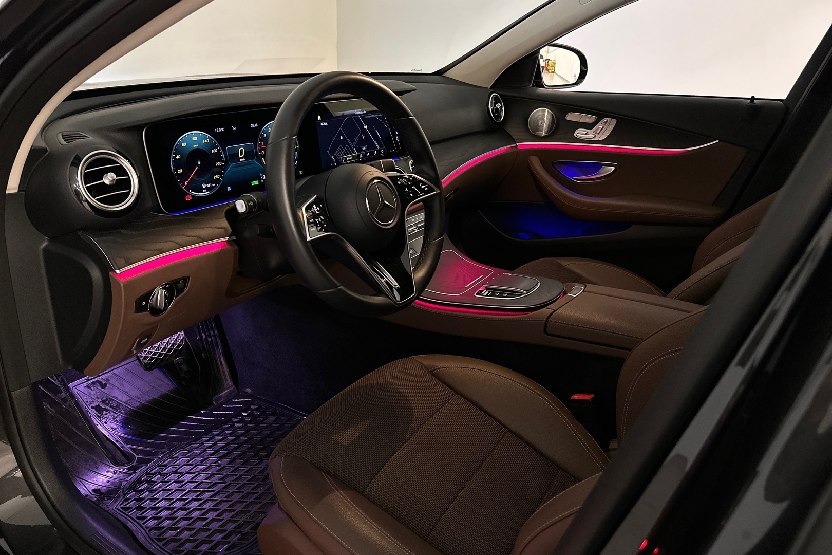 MERCEDES-BENZ E 2021