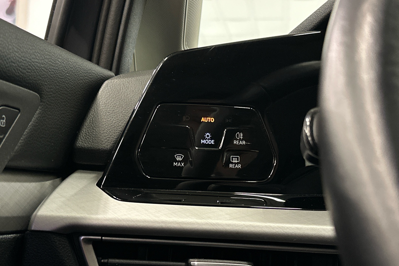 VOLKSWAGEN Golf 2020