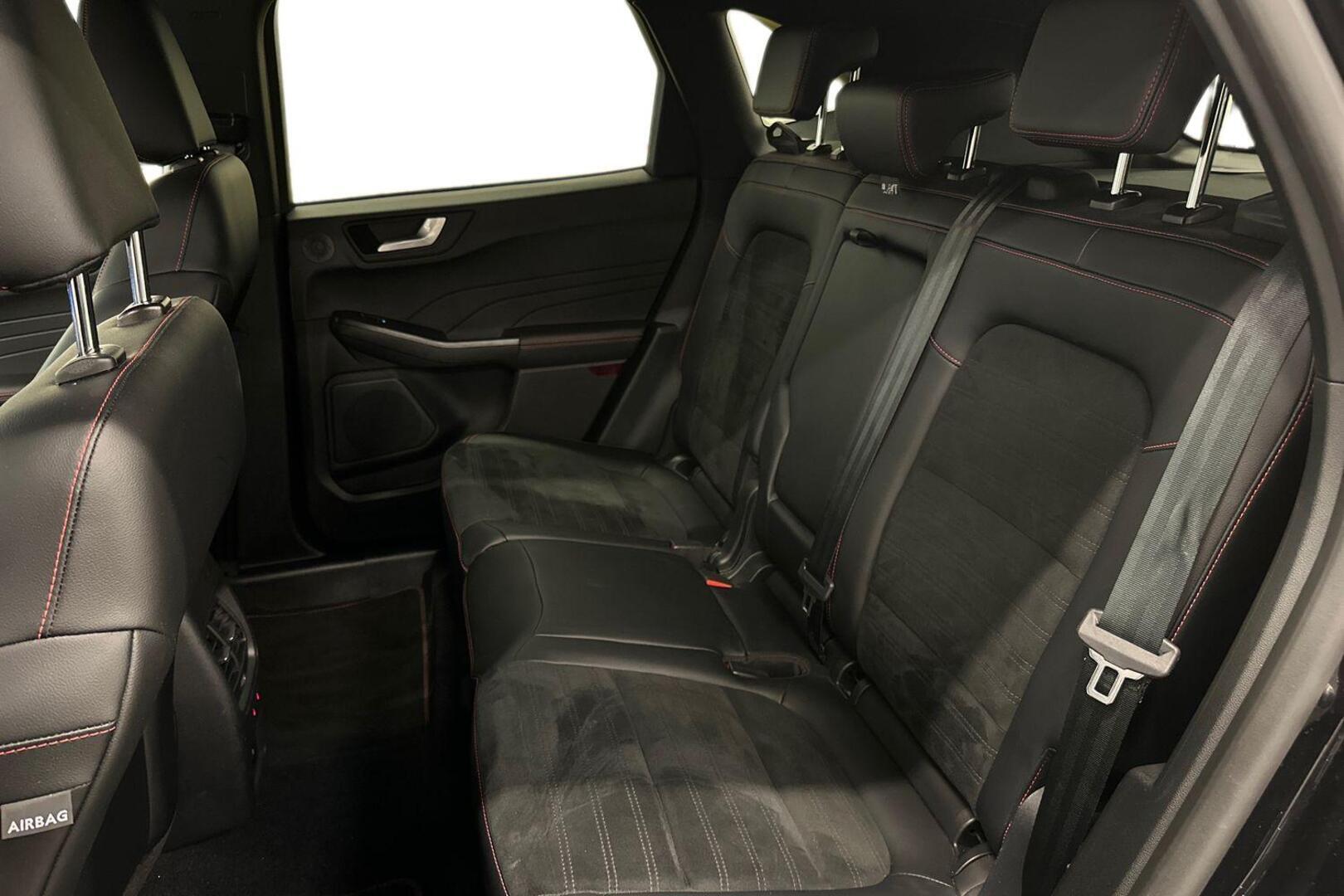 FORD Kuga 2023