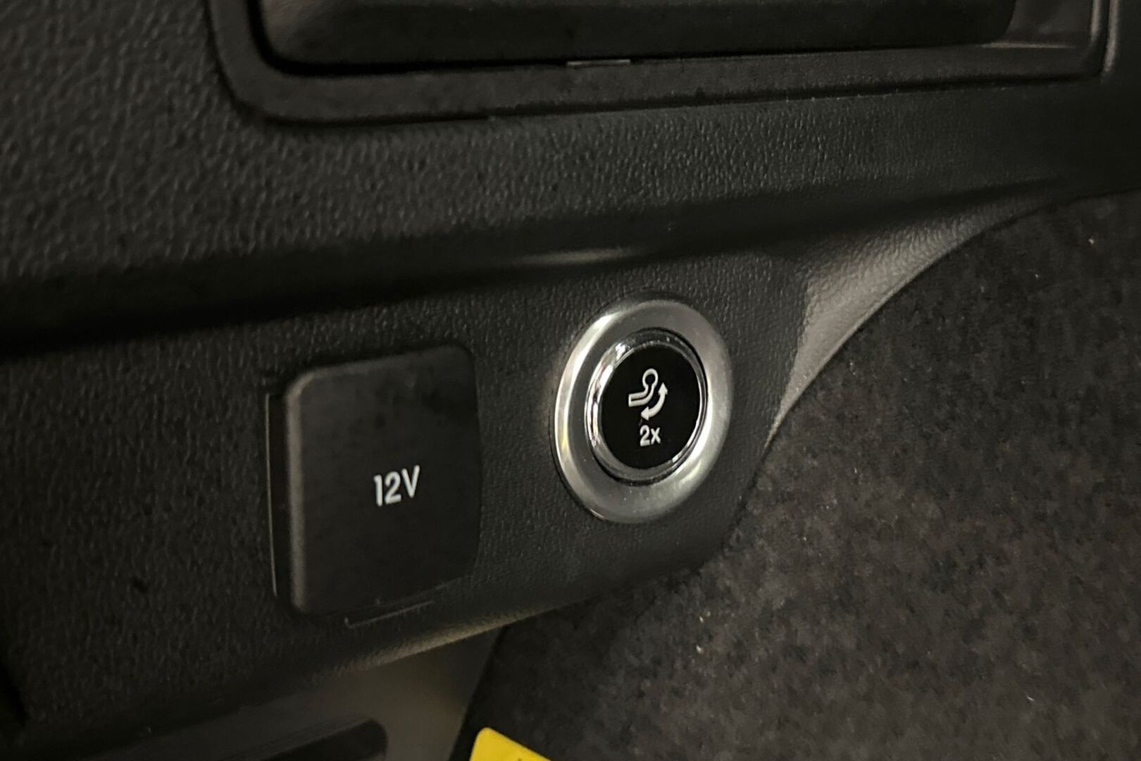FORD Kuga 2023
