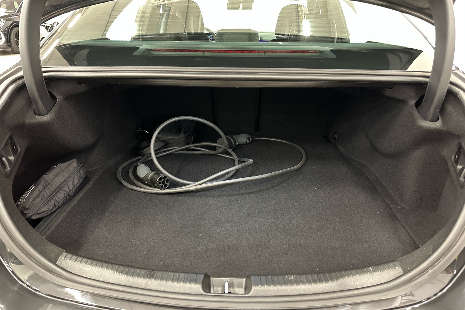 MERCEDES-BENZ C 2023