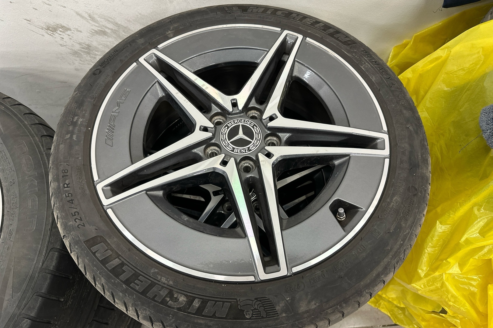 MERCEDES-BENZ C 2023