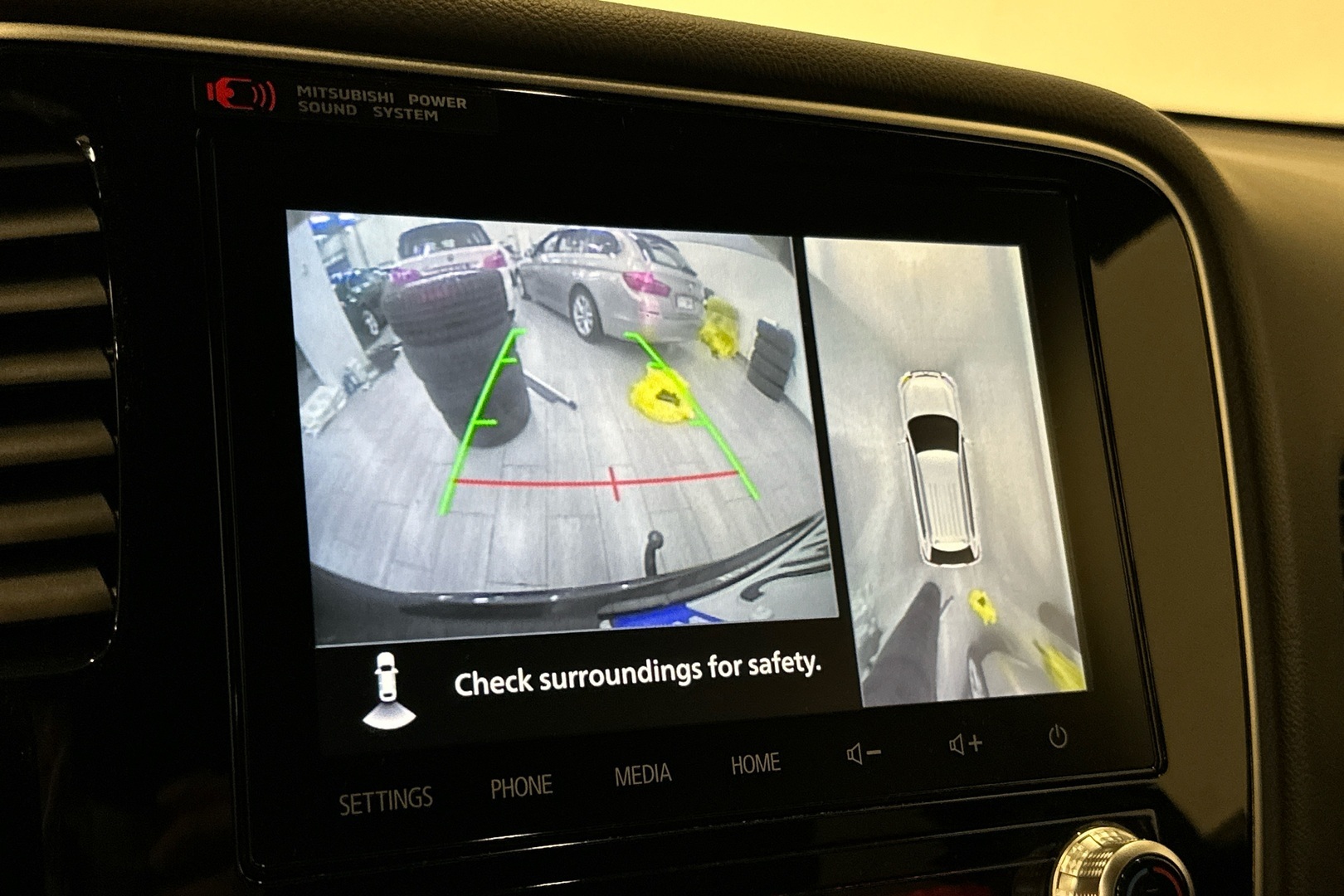 MITSUBISHI Outlander PHEV 2021