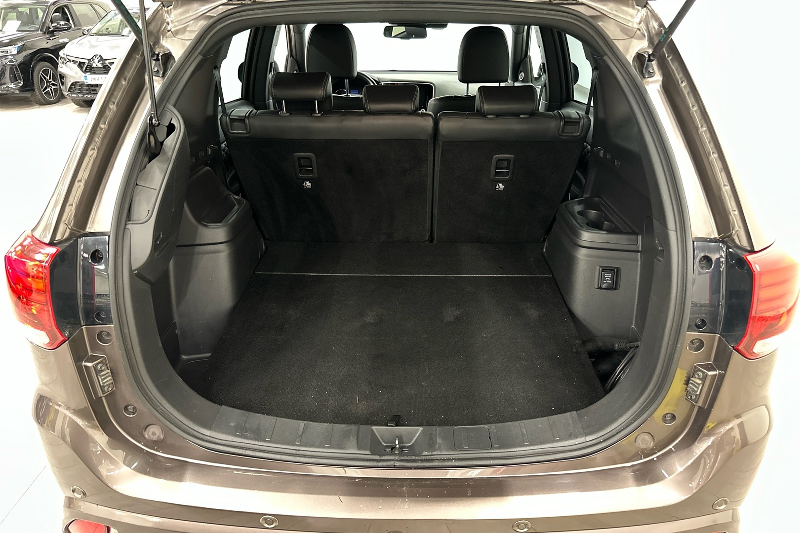 MITSUBISHI Outlander PHEV 2021