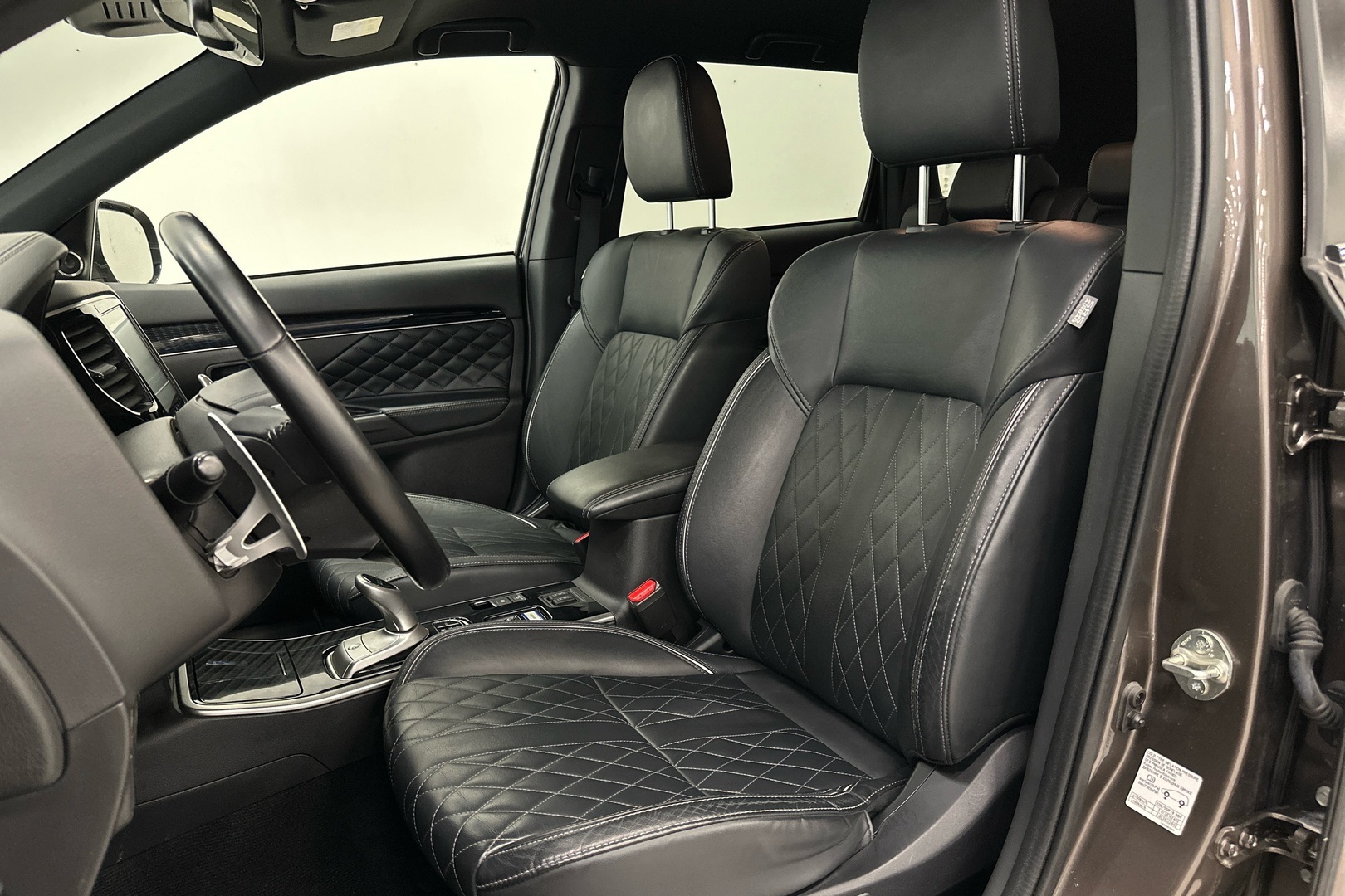 MITSUBISHI Outlander PHEV 2021