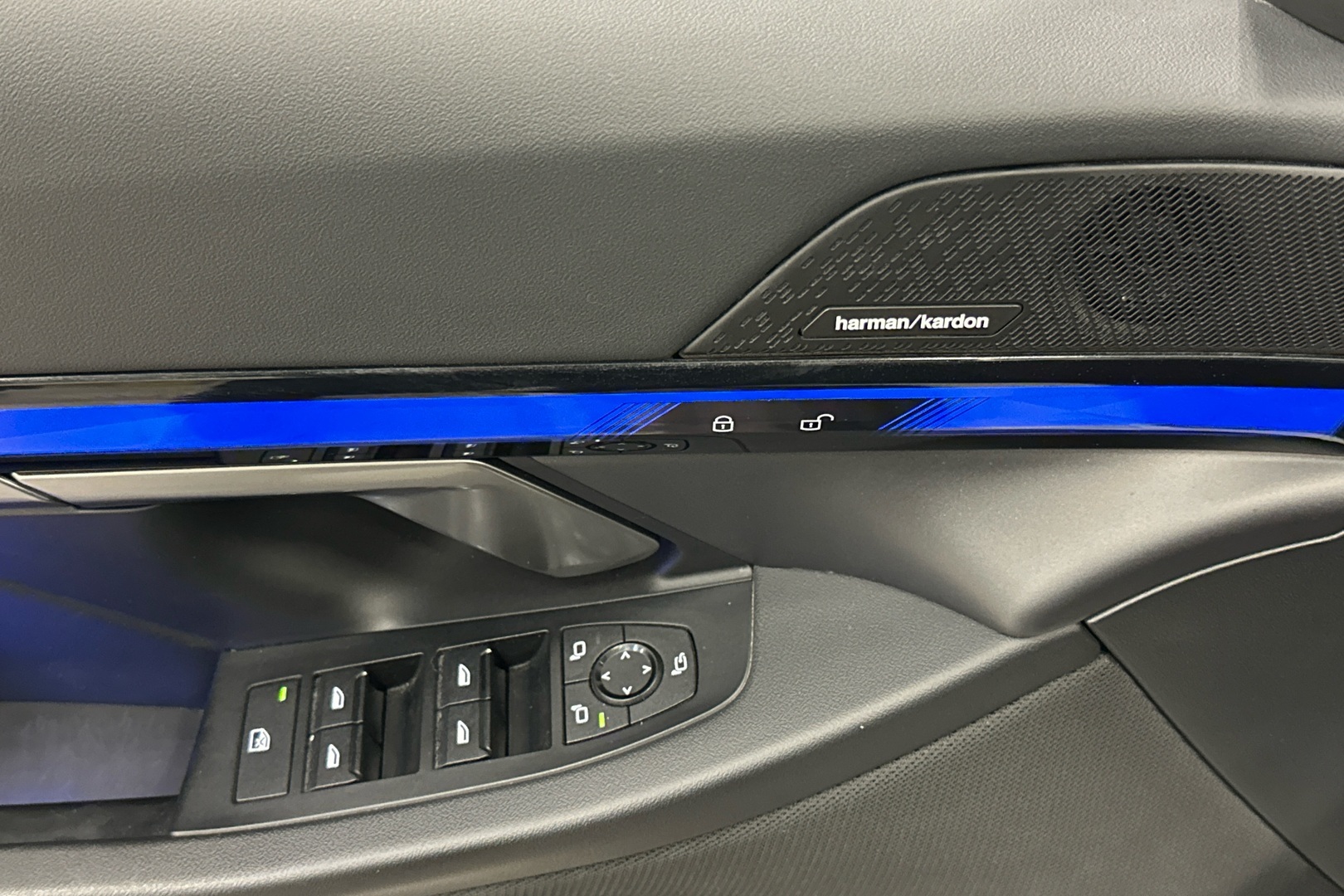 BMW i5 2024
