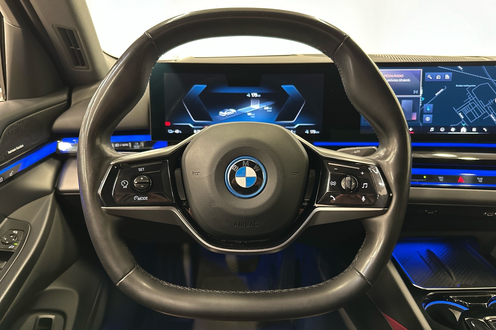 BMW i5 2024