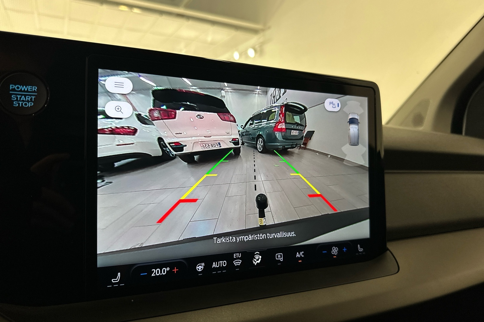 FORD TRANSIT COURIER 2025