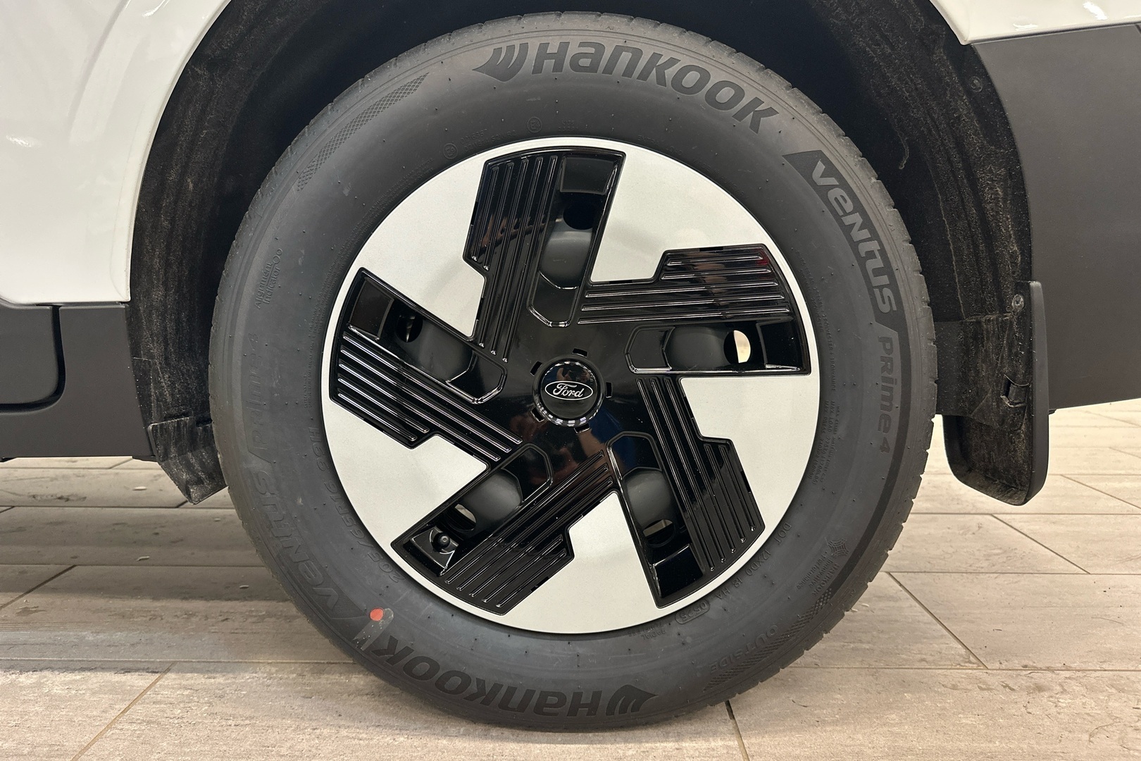 FORD TRANSIT COURIER 2025