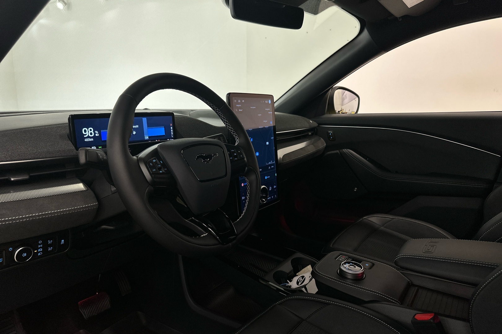 FORD Mustang Mach-E 2025