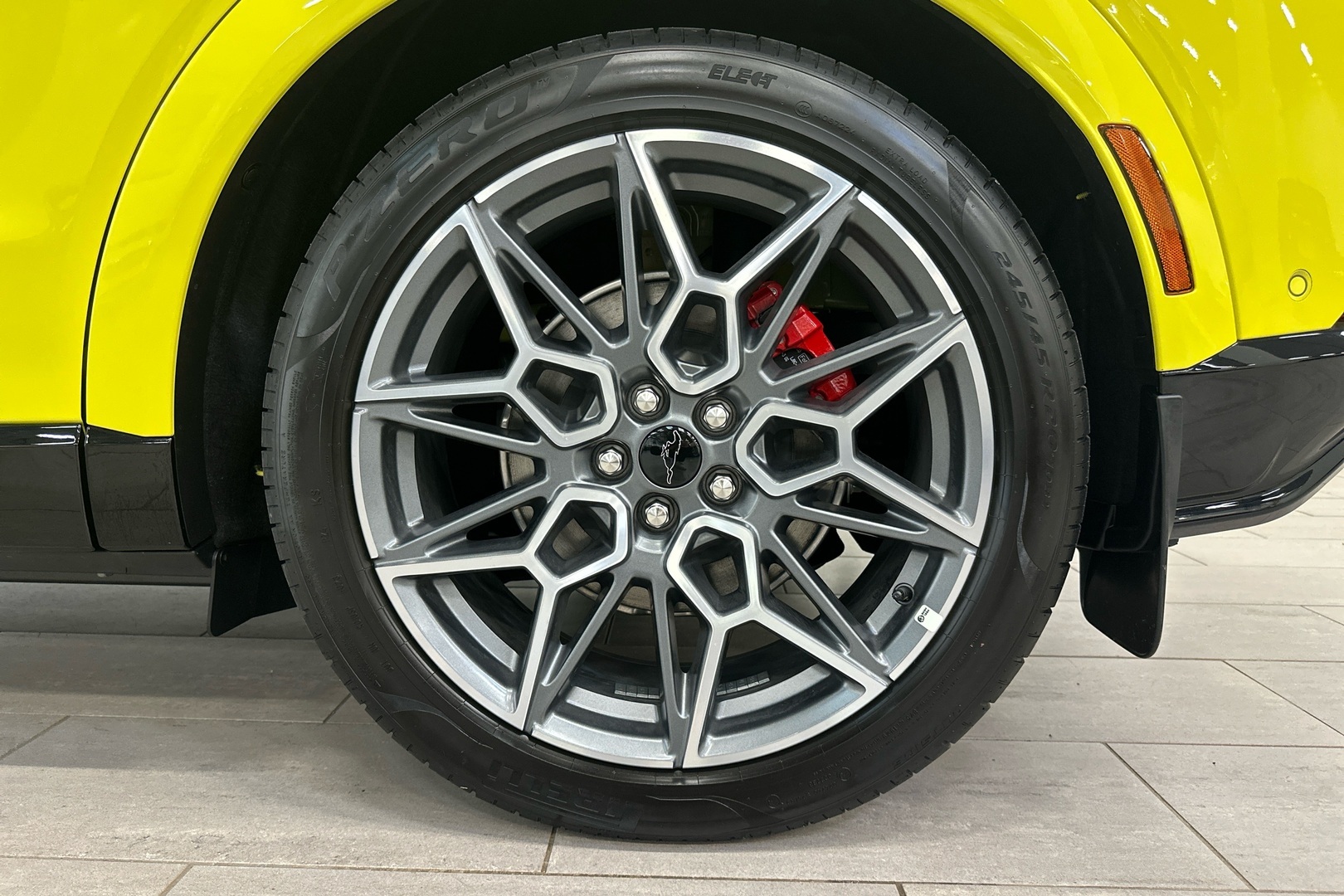 FORD Mustang Mach-E 2025