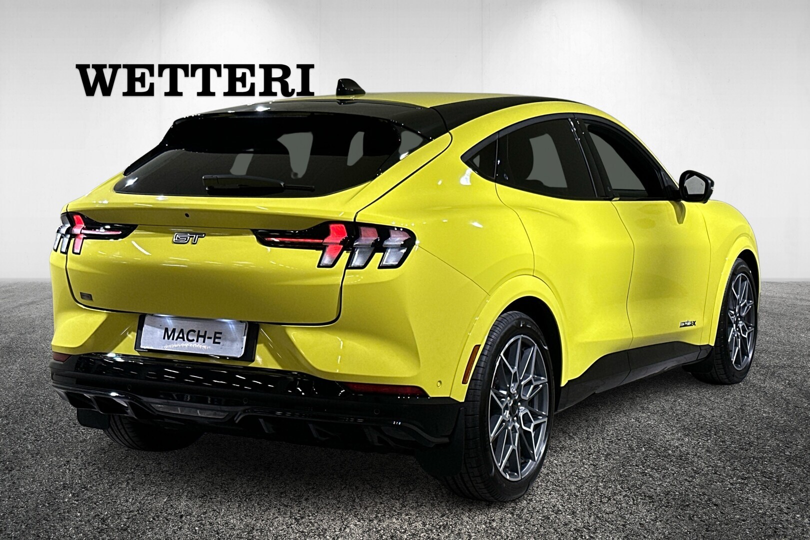 FORD Mustang Mach-E 2025