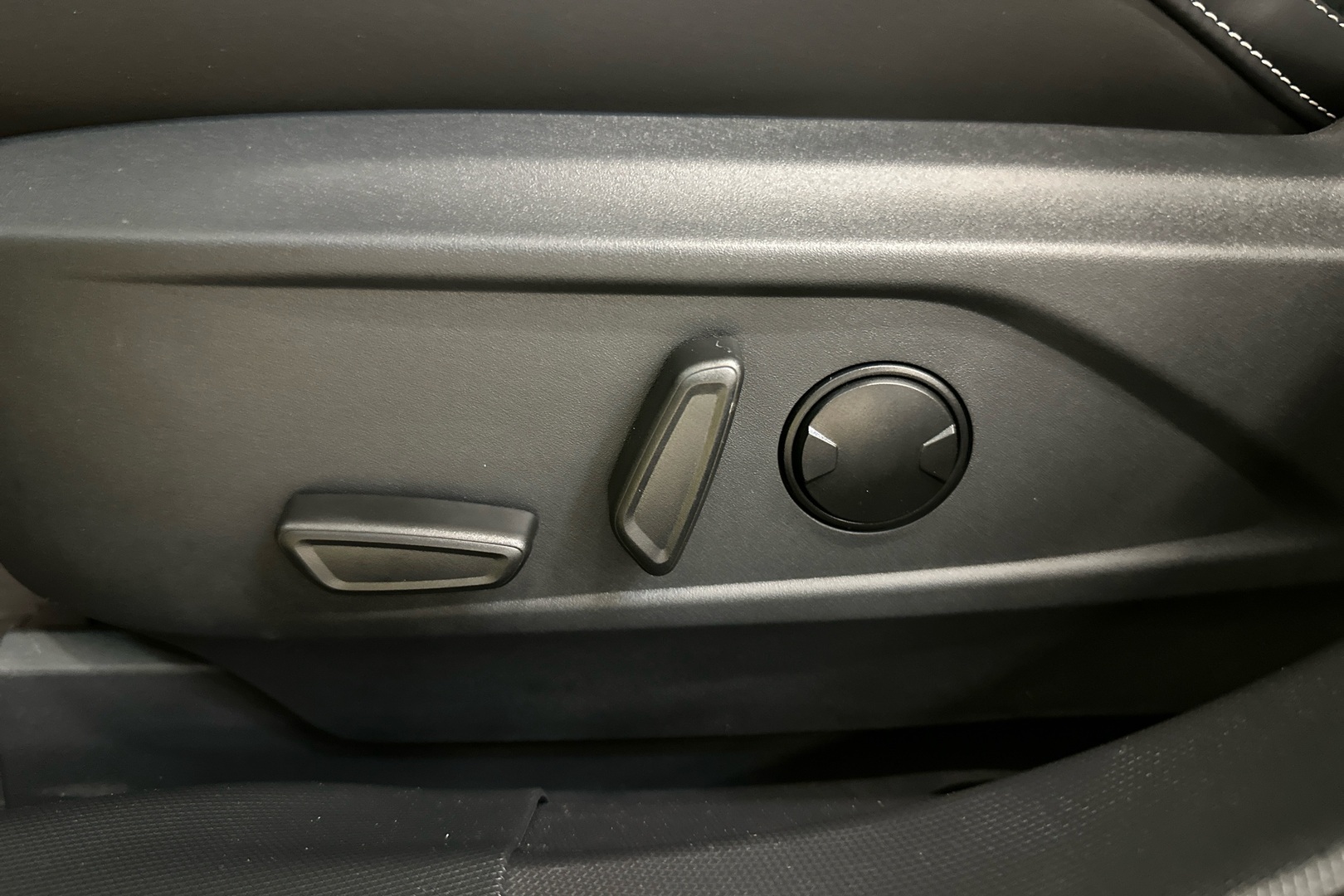 FORD Mustang Mach-E 2025