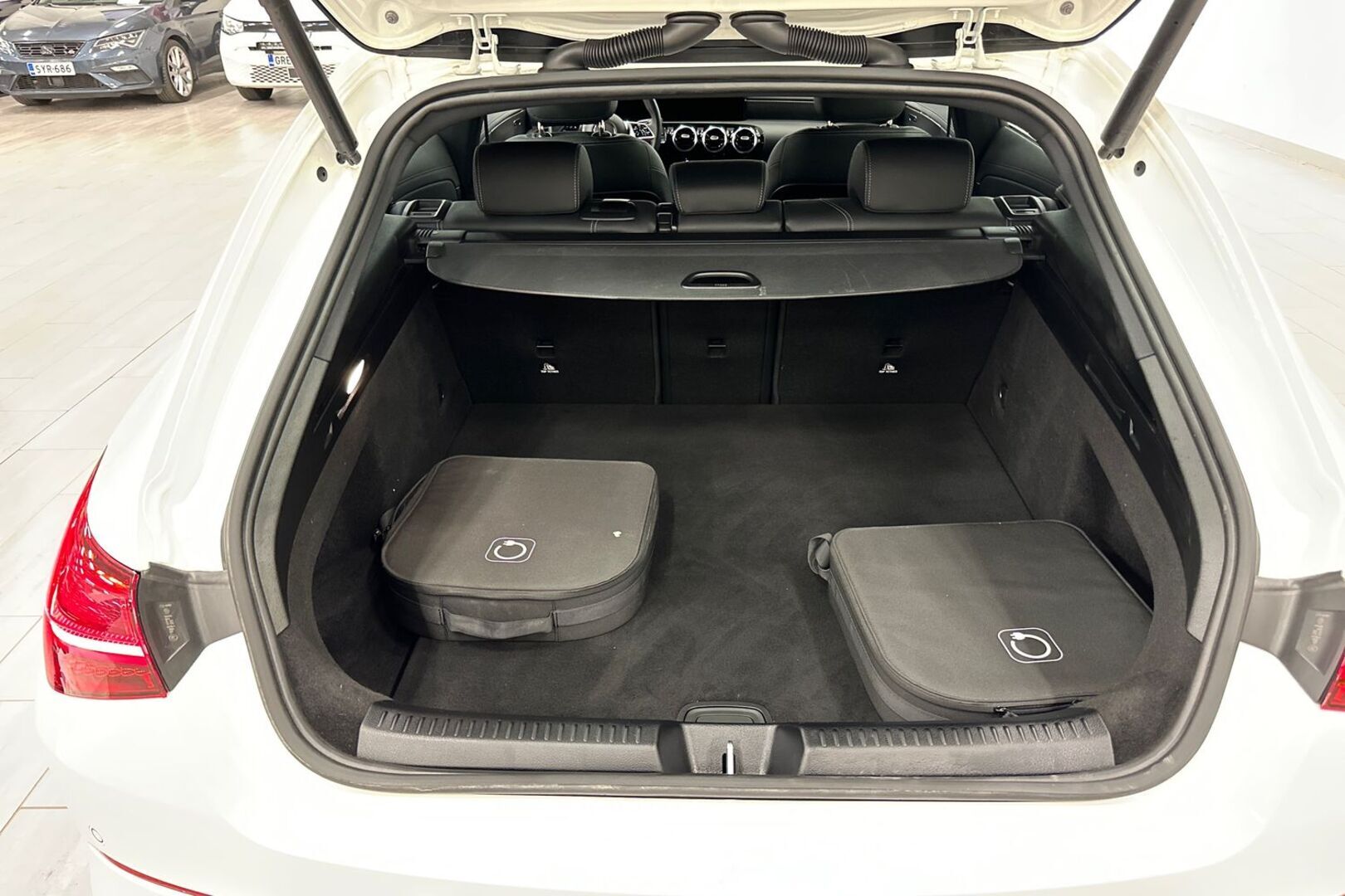 MERCEDES-BENZ CLA 2025
