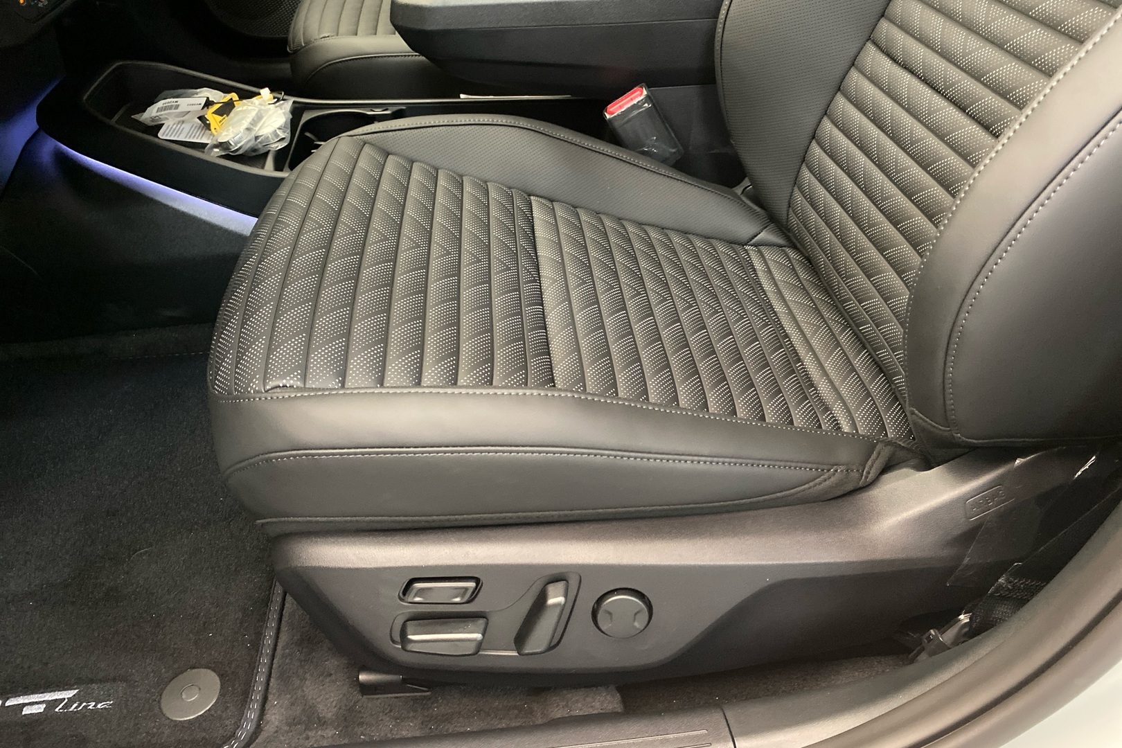 KIA EV4 2026