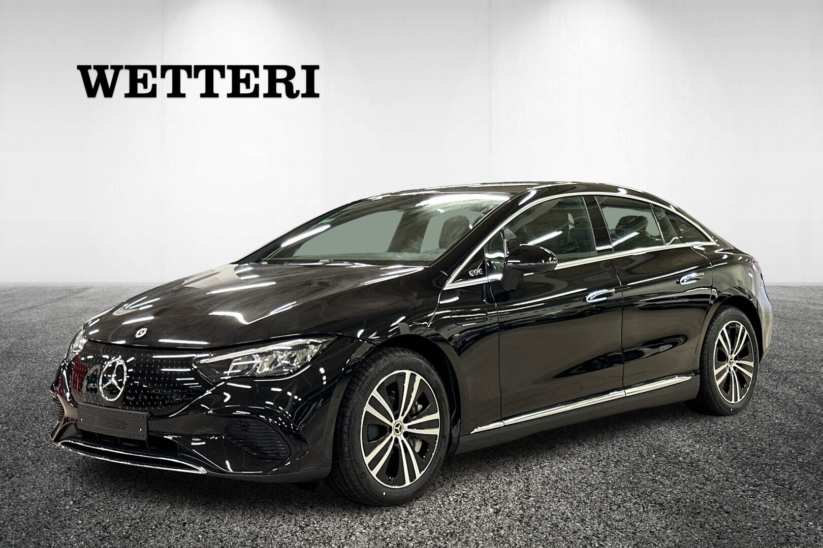 MERCEDES-BENZ EQE 2025