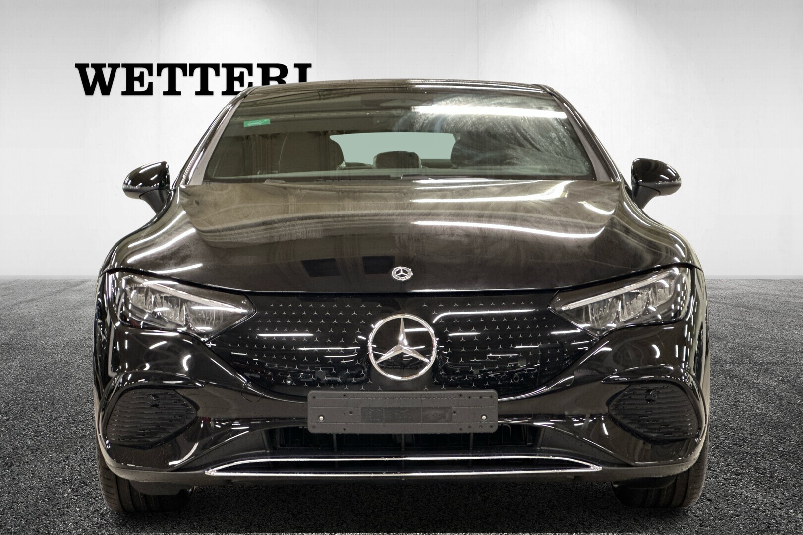 MERCEDES-BENZ EQE 2025