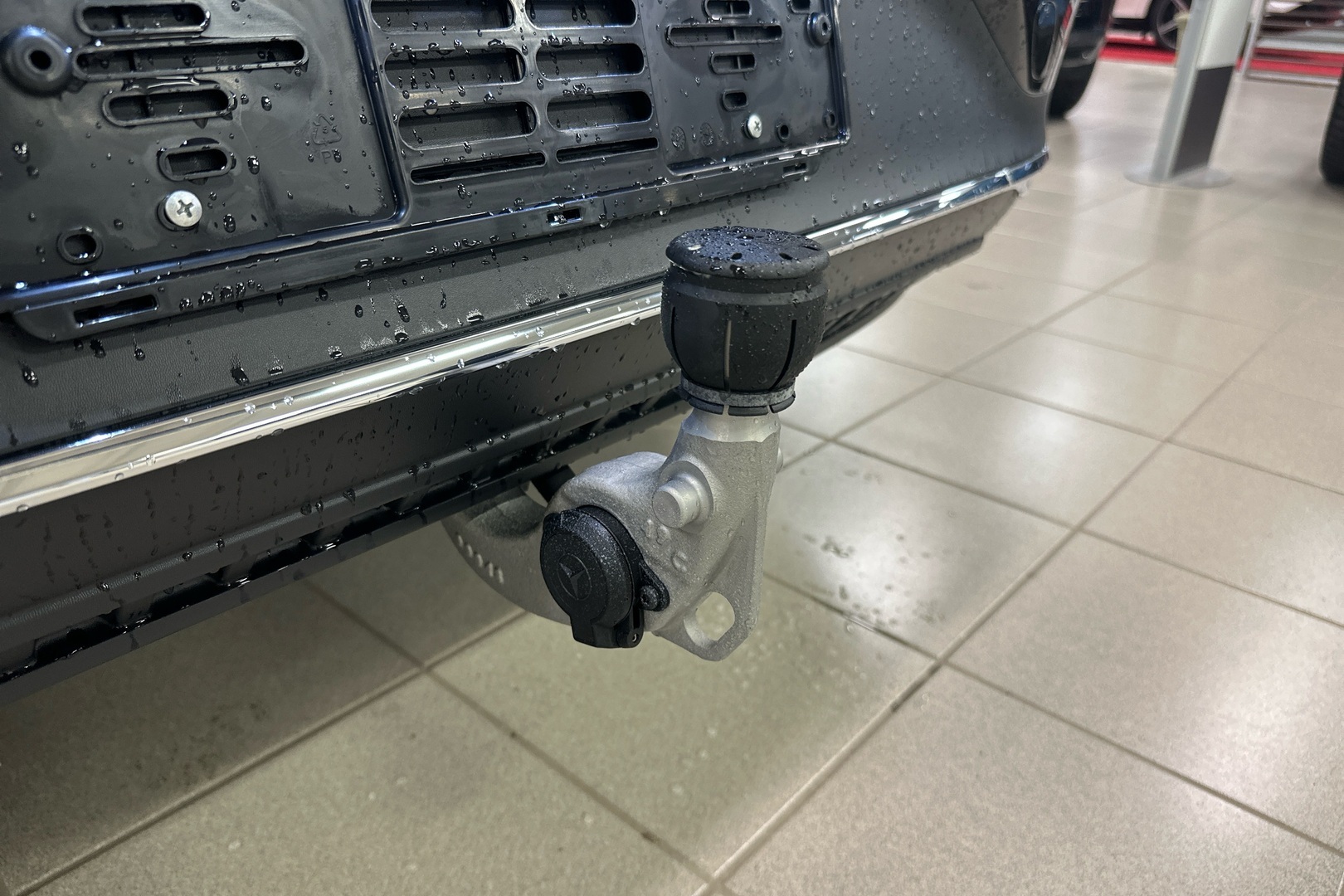 MERCEDES-BENZ EQE 2025