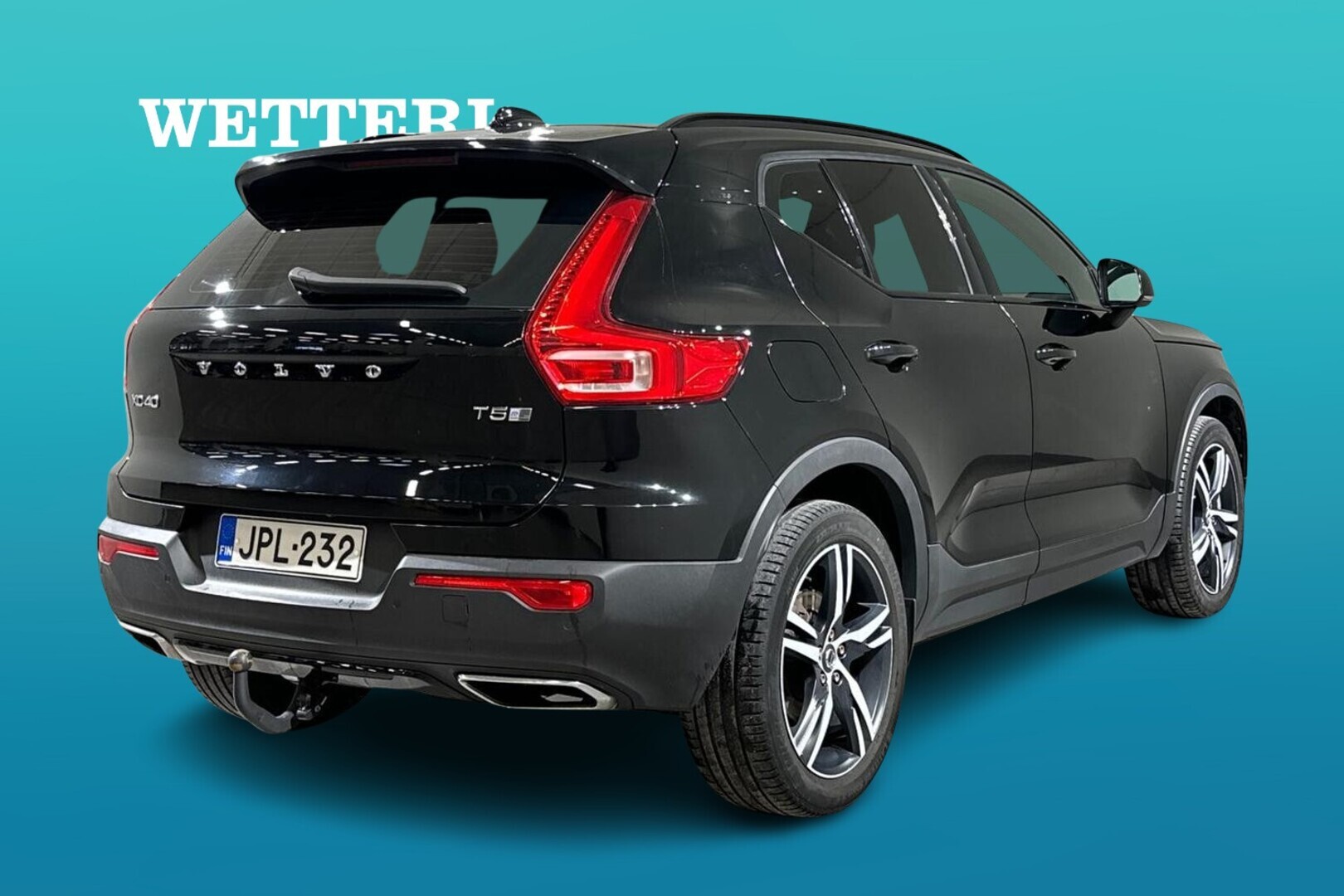 VOLVO XC40 5
