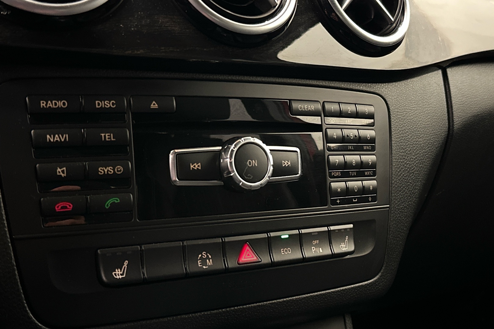 MERCEDES-BENZ B 2013