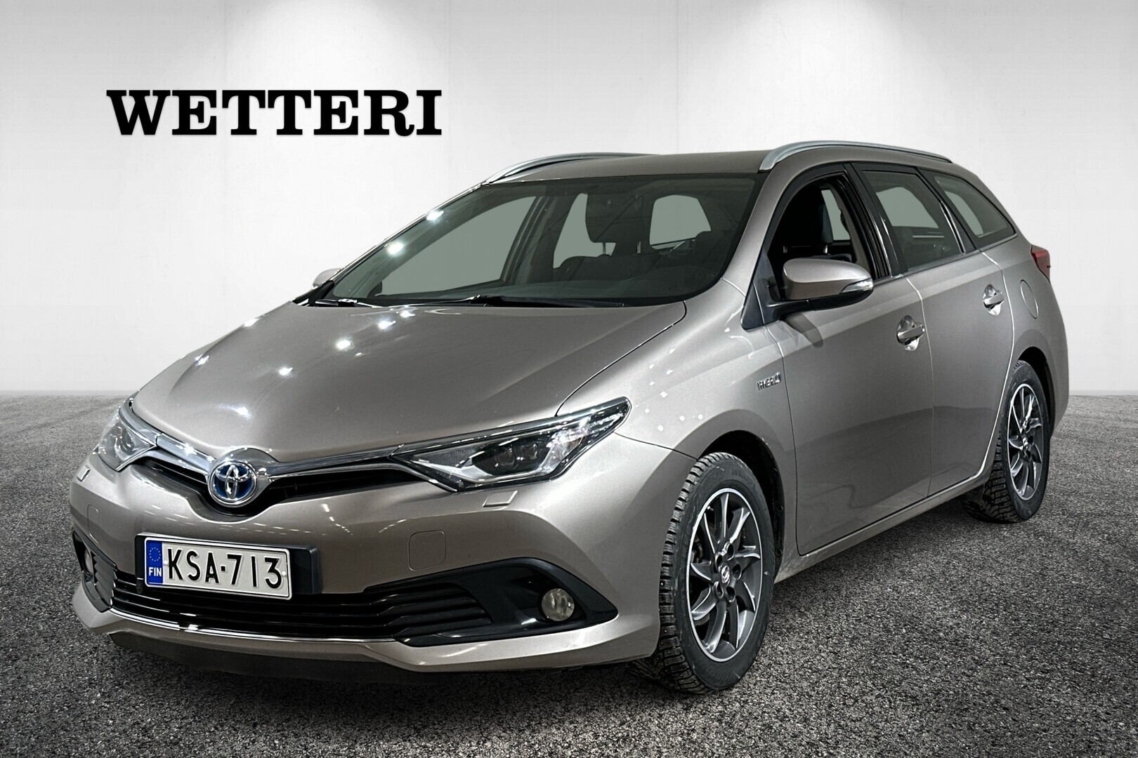 TOYOTA Auris 2016